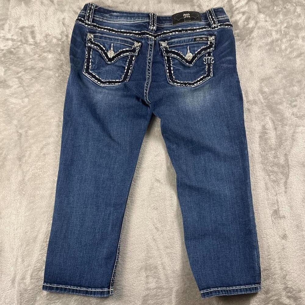 Miss Me Capri Jeans Womens Size 30 Blue Thick Stitch Flap Pocket Denim Y2K